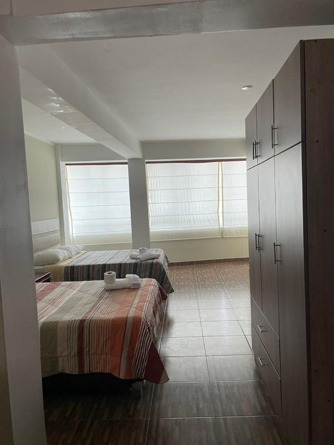 Hotel Plaza Barranca Bagian luar foto